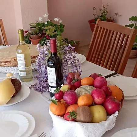 Casa Saba Lupino